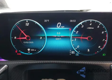 2021 Mercedes-Benz A 220 z USA, uszkodzony, nr VIN W1K3G4EB7MJ284985